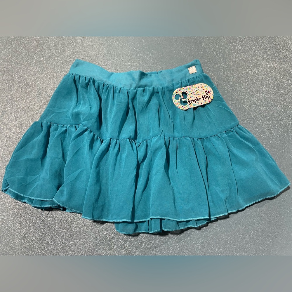NWT Triple Flip Skirt
